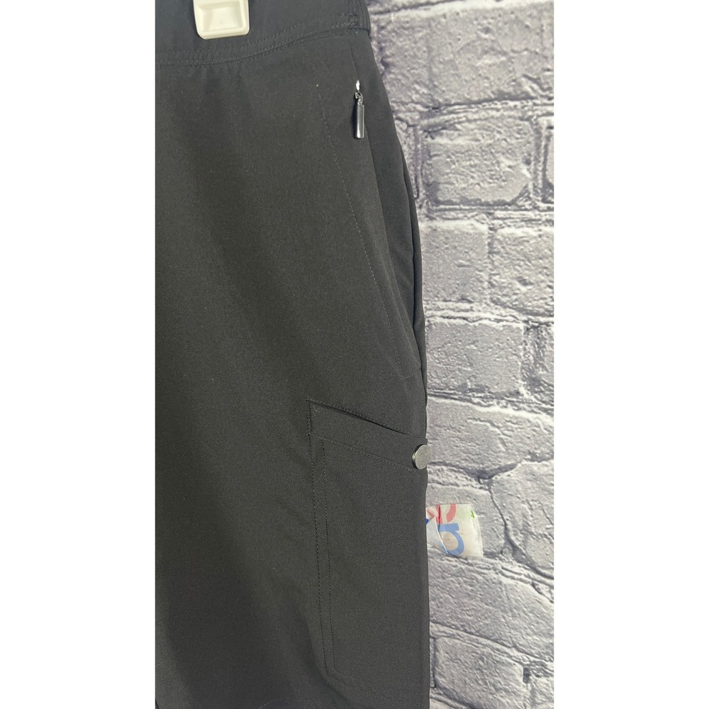 Chico's Zenergy Cargo Walking  Shorts Womens Size 4 Black New With Tags - Picture 6 of 6
